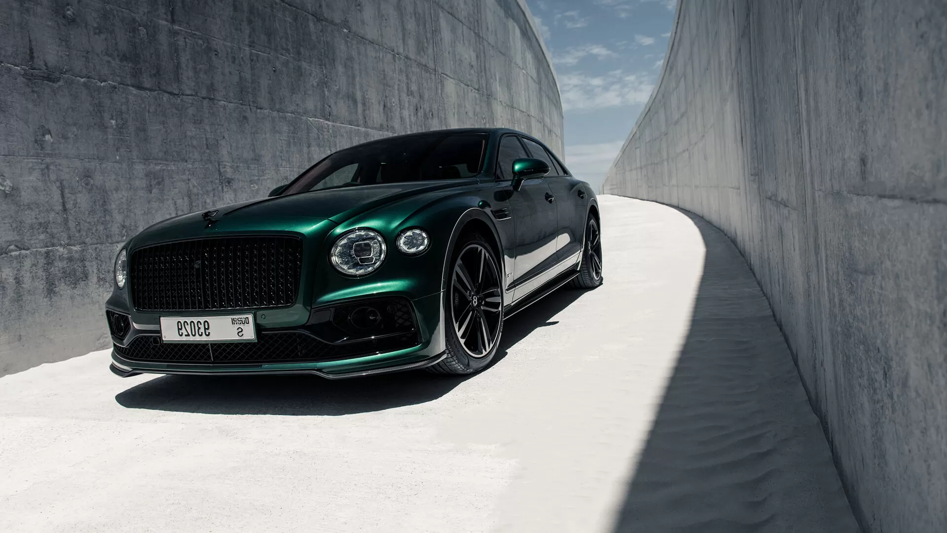 Bentley Flying Spur (5 chỗ) - Hình ảnh 2